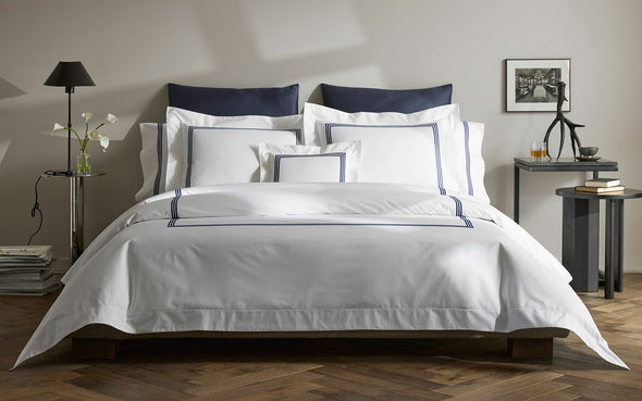 Matouk Bel Tempo Duvet Cover